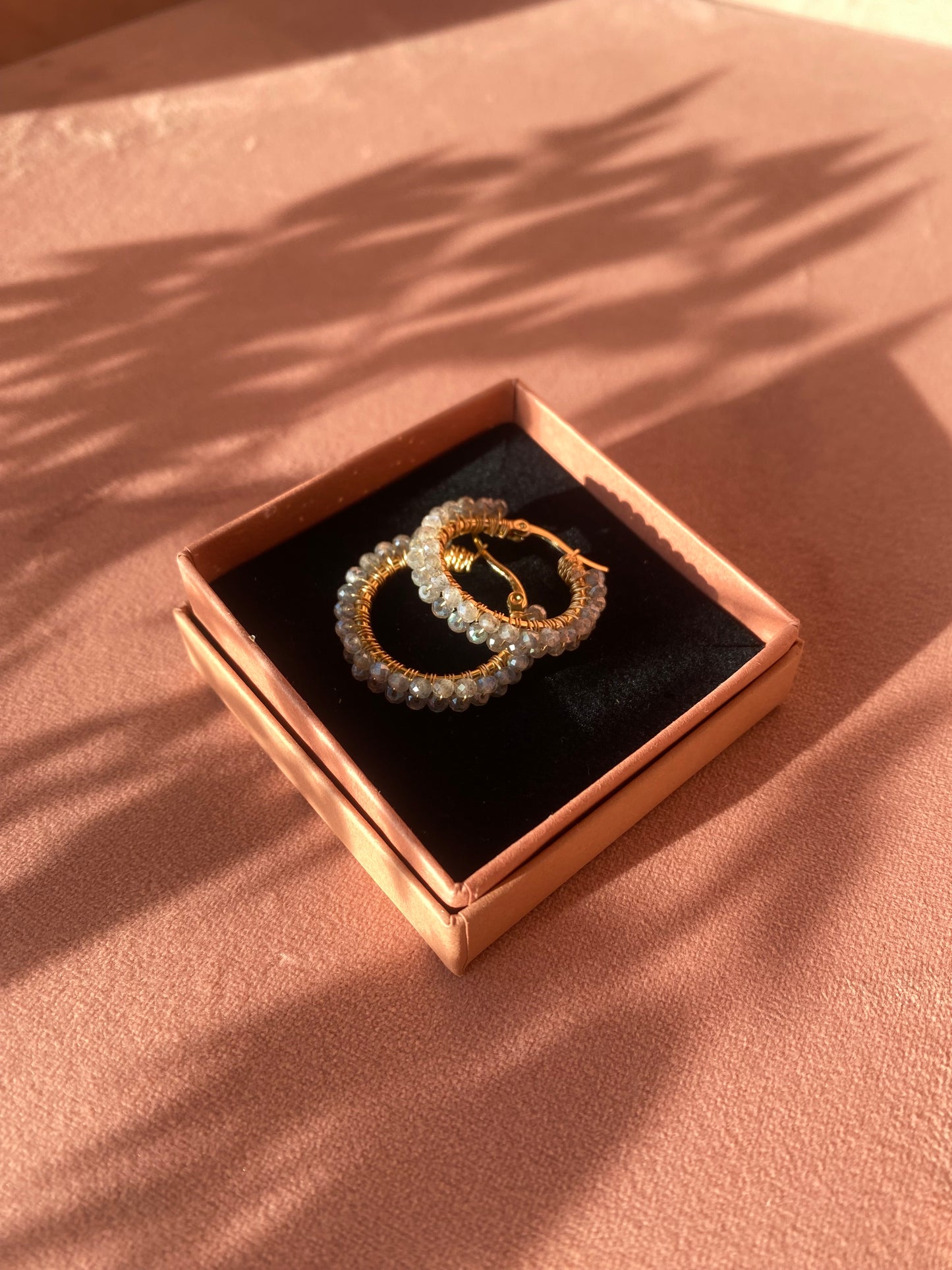 hoop princess • kolczyki z dużego labradorytu