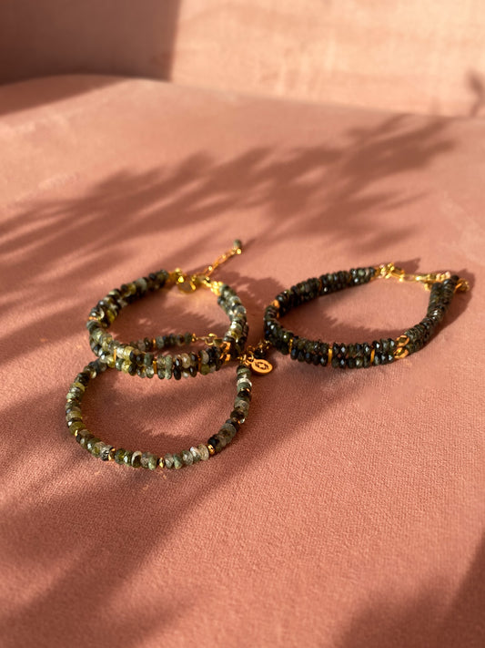 bransoletka z zielonego frenitu z epidotem