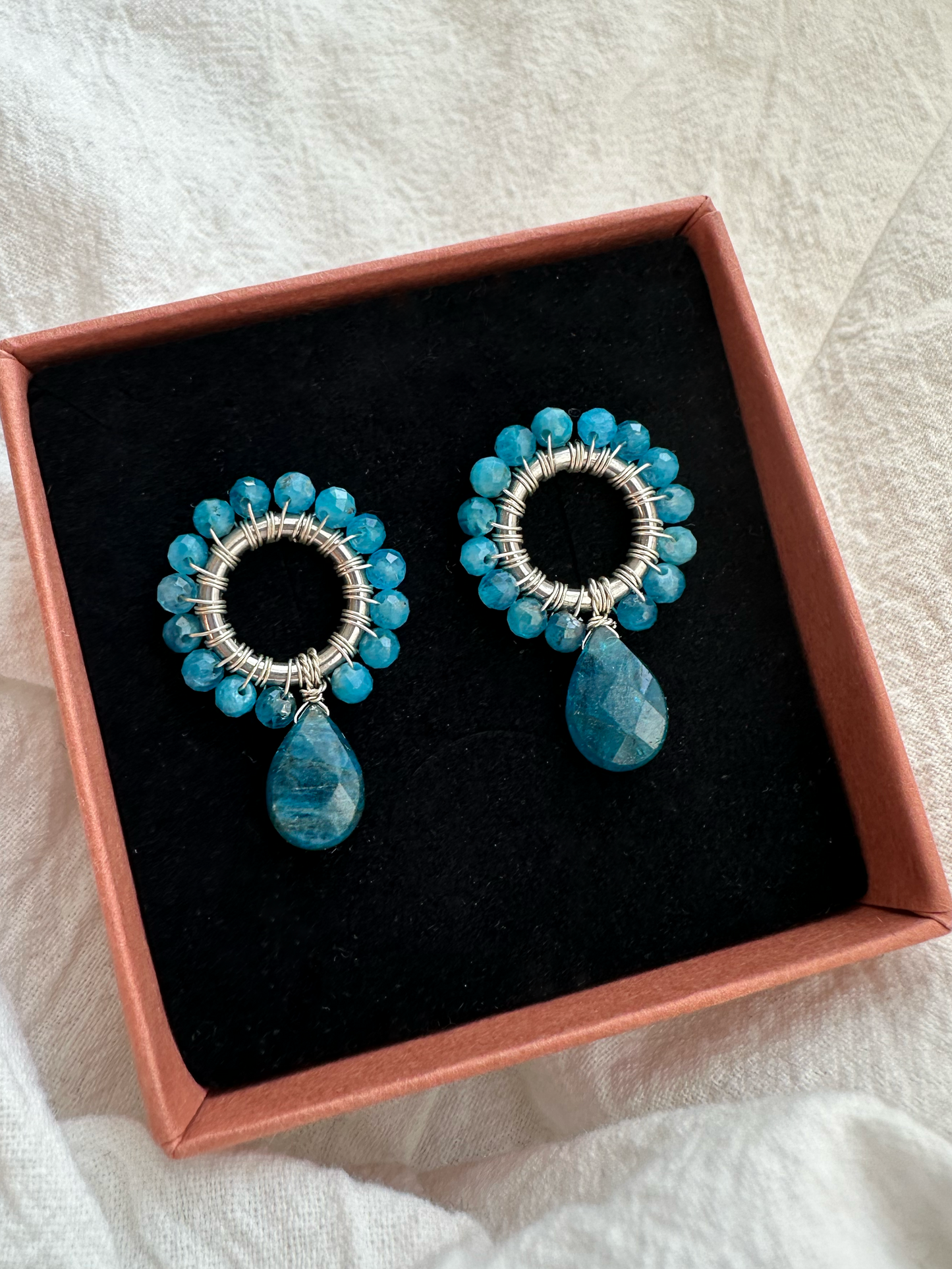 plecione kolczyki z apatytu • silver