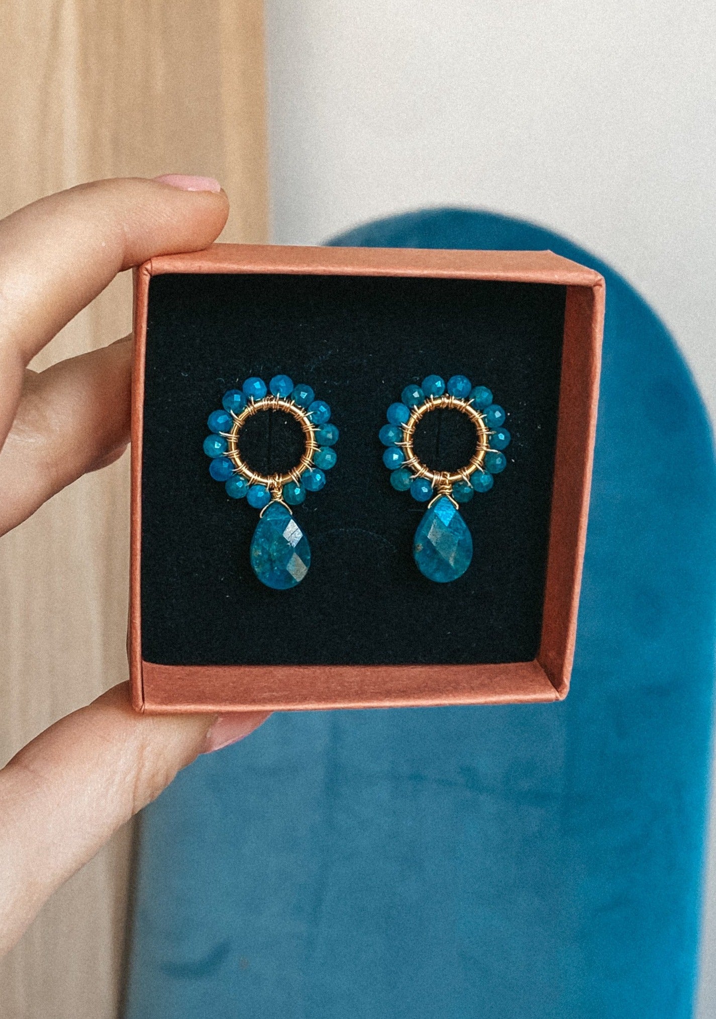 plecione kolczyki z apatytu • gold