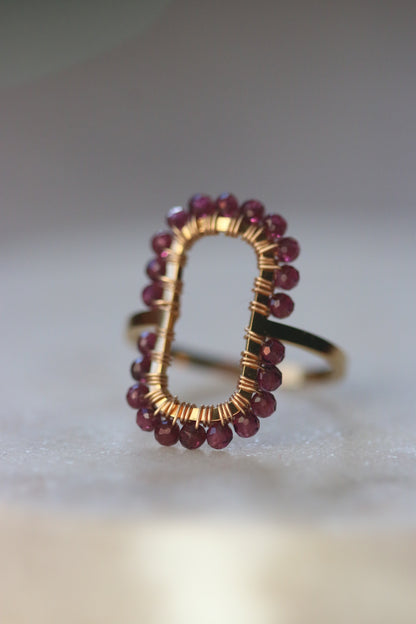 pierścionek SOPHIE z granatu