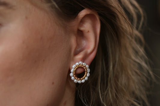 love emma • okragłe kolczyki z naturalnych pereł