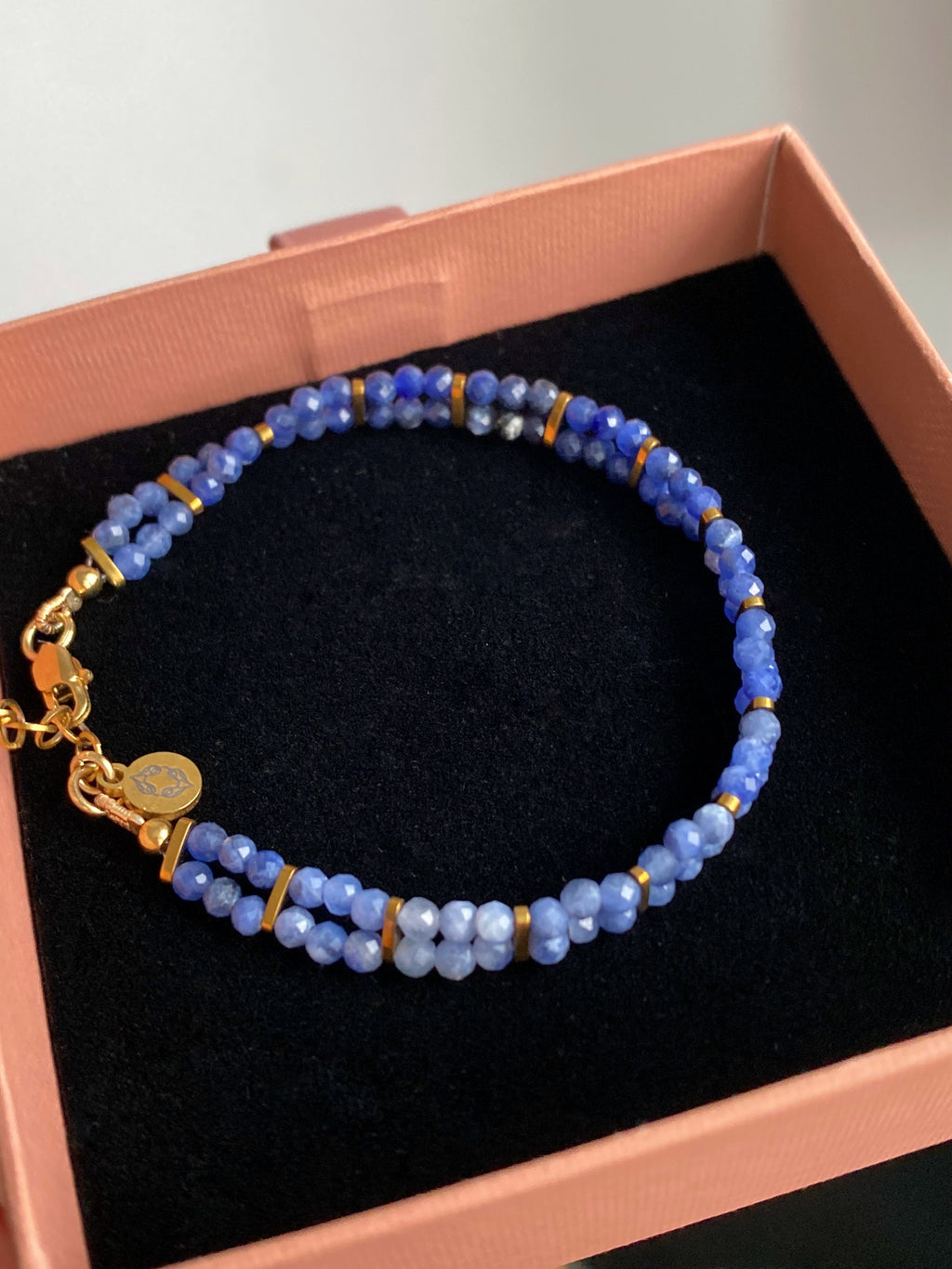 Bransoletka MONI z sodalitu