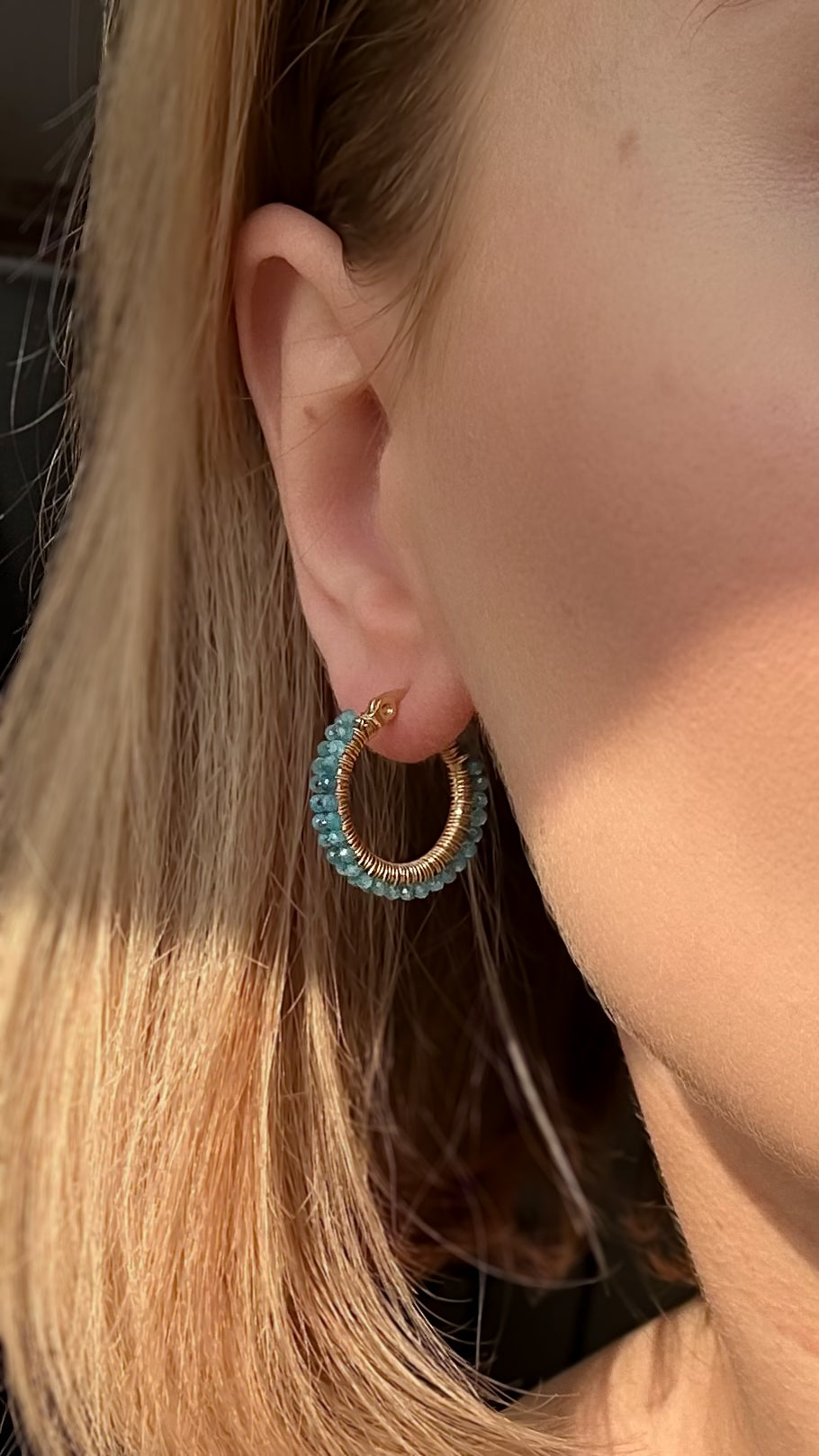 hoop princess agnes • plecione kolczyki-koła z apatytu