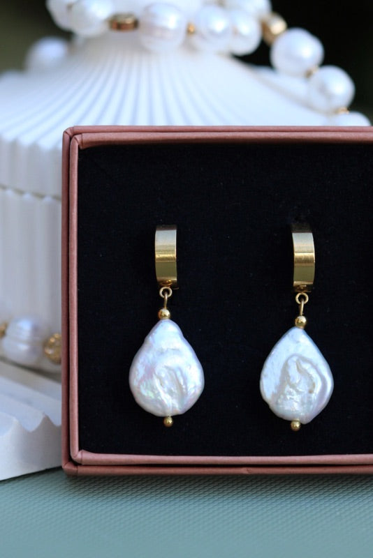 love aria • kolczyki łezki z naturalnych pereł