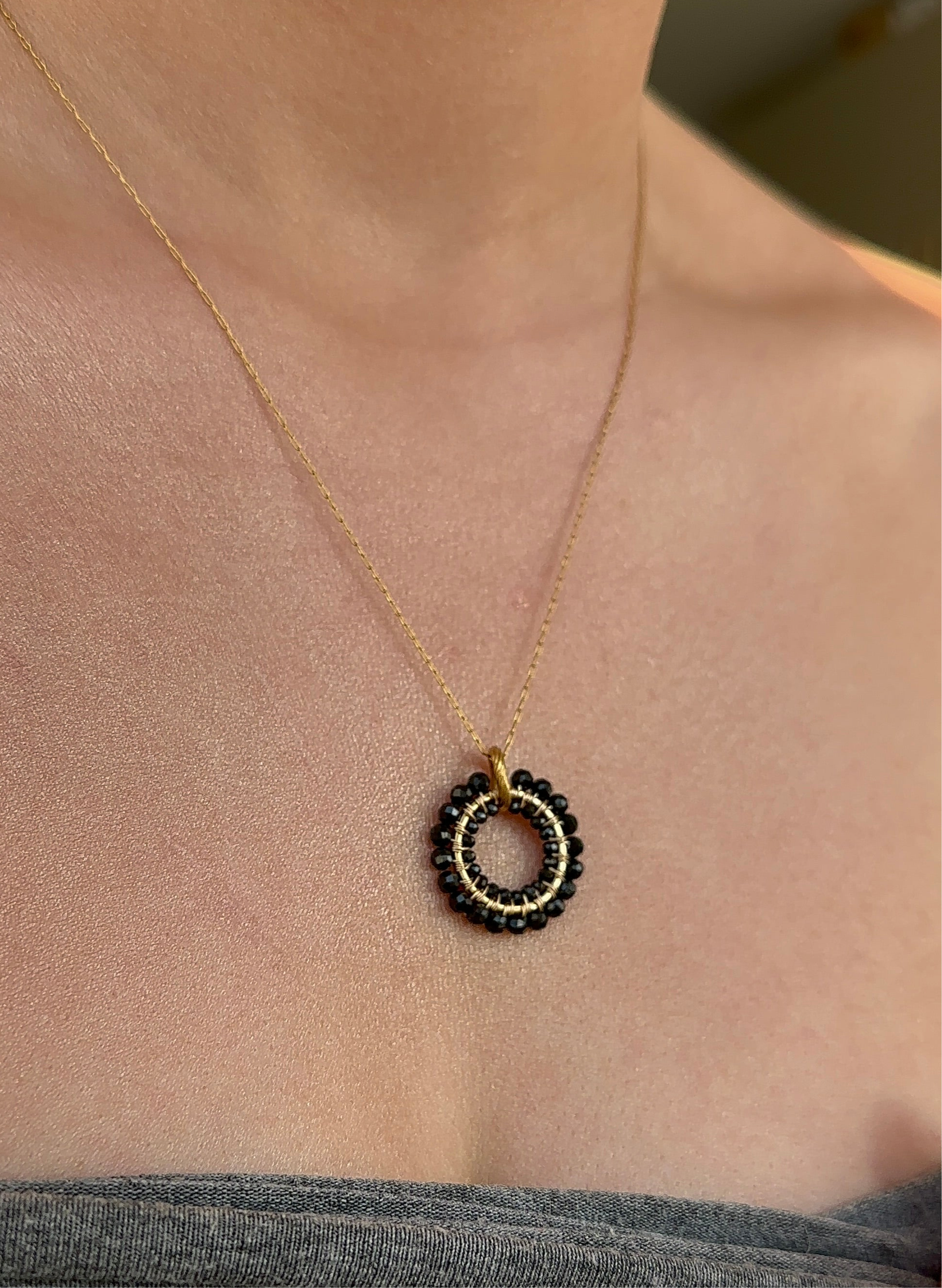 Naszyjnik IGNA 16 z czarnego turmalinu