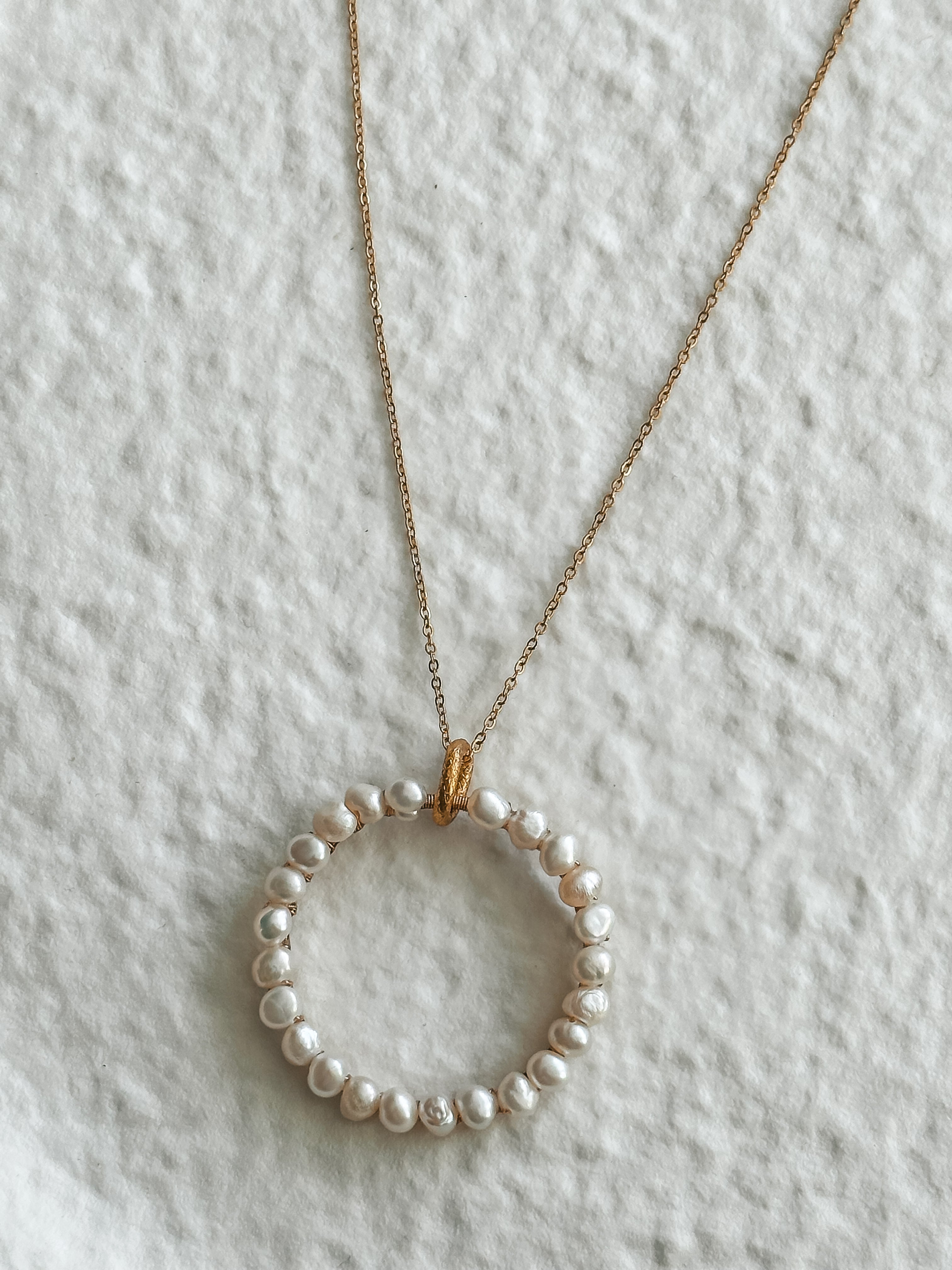 naszyjnik love ALMA z naturalnymi perłami