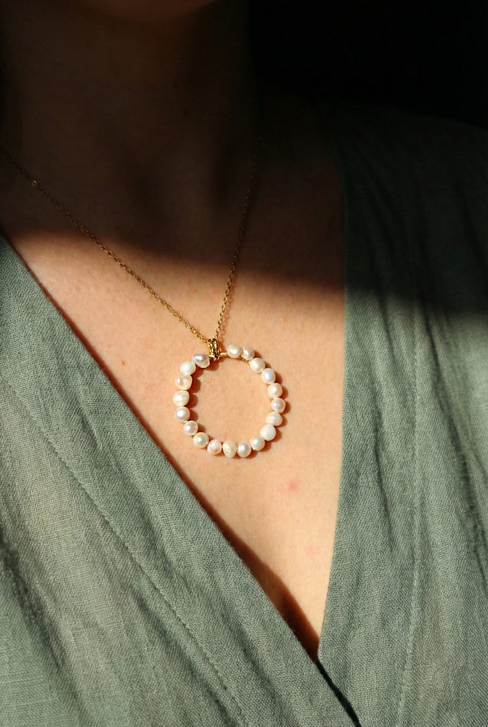 naszyjnik love ALMA z naturalnymi perłami