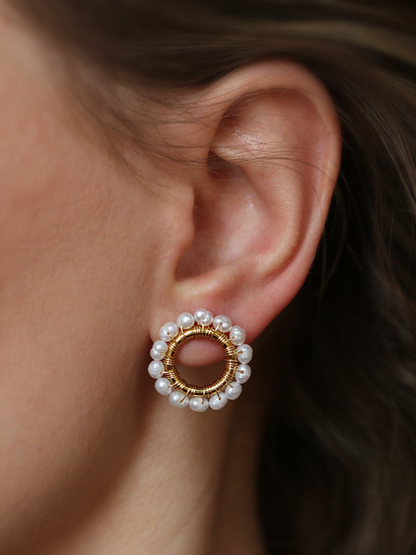 kolczyki love EMMA z naturalnych pereł