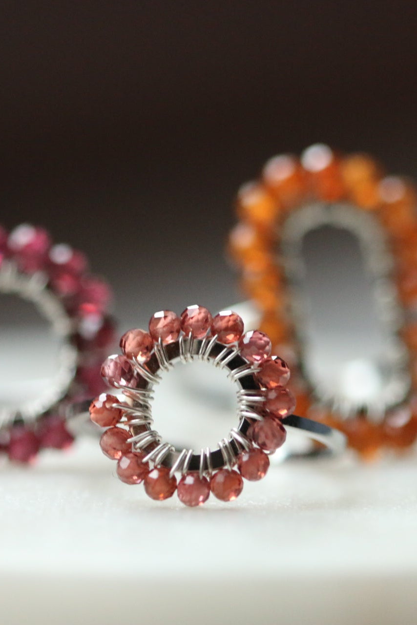 Pierścionek MIRKA z almandynu • srebrny