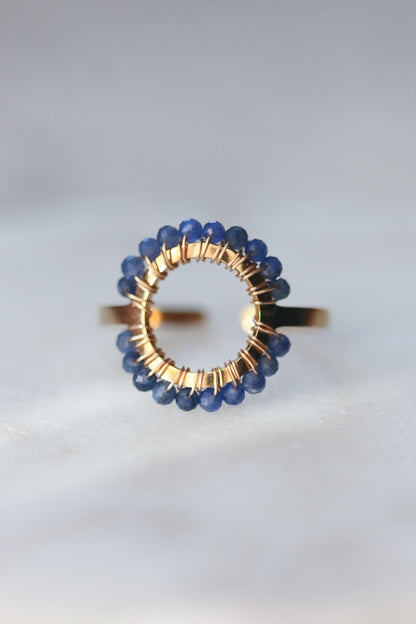 Pierścionek MIRA z sodalitu • złoty