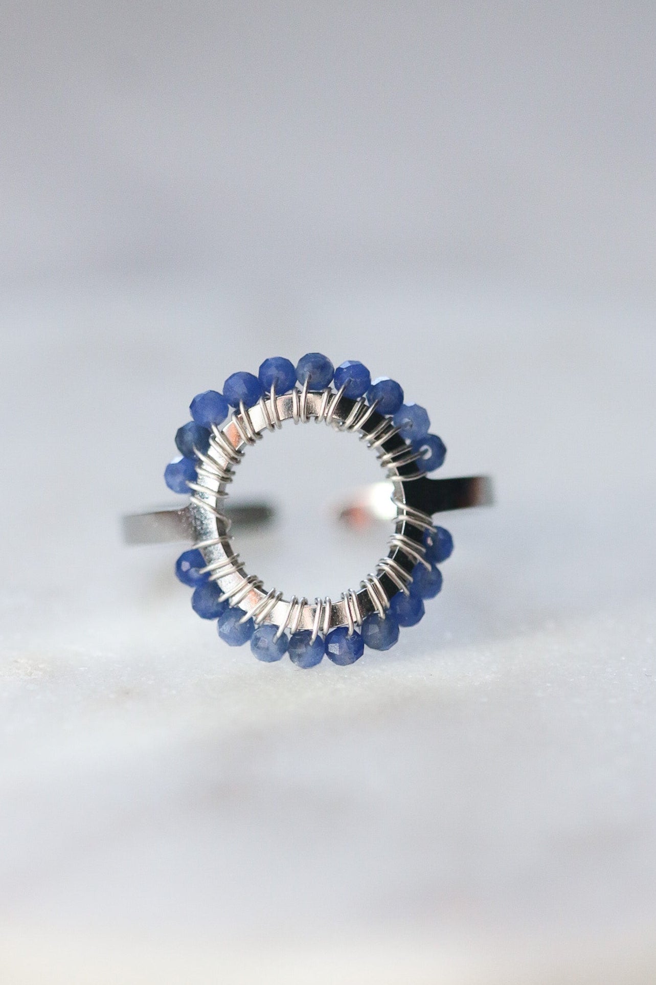 Pierścionek MIRA z sodalitu • srebrny