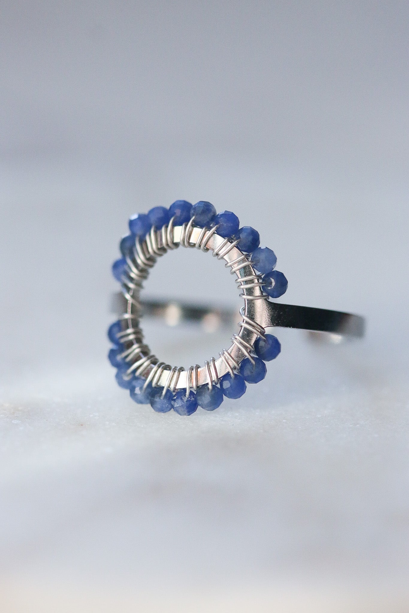 Pierścionek MIRA z sodalitu • srebrny