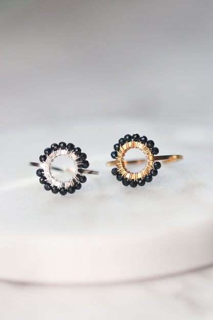 pierścionek MIRKA z czarnego turmalinu • zloty