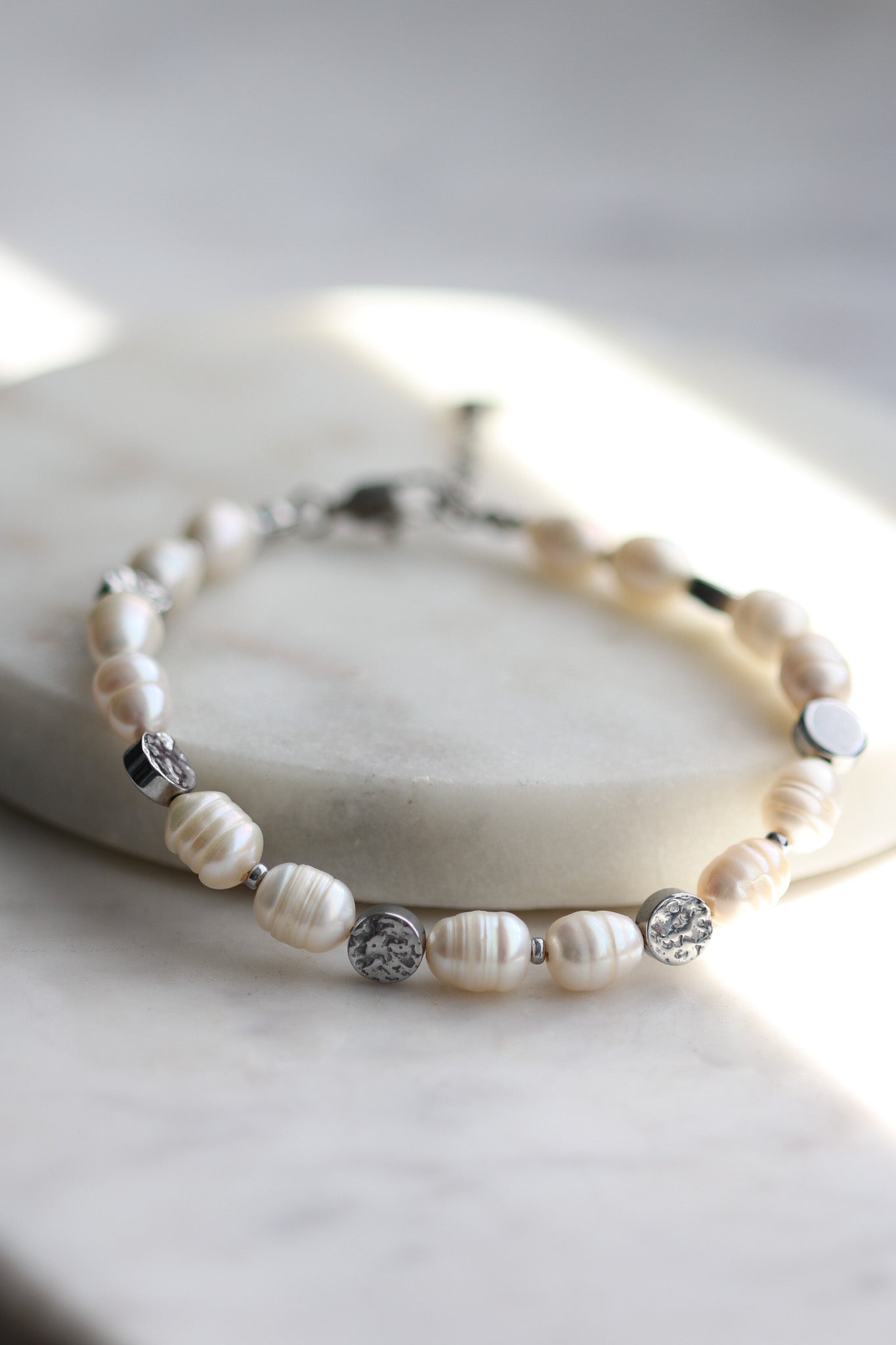 Bransoletka Love VIERA z pereł