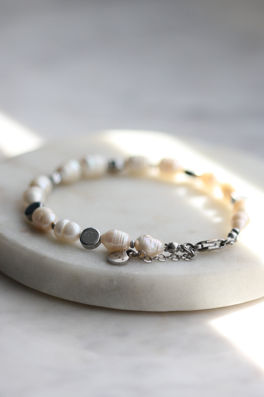 Bransoletka Love VIERA z pereł