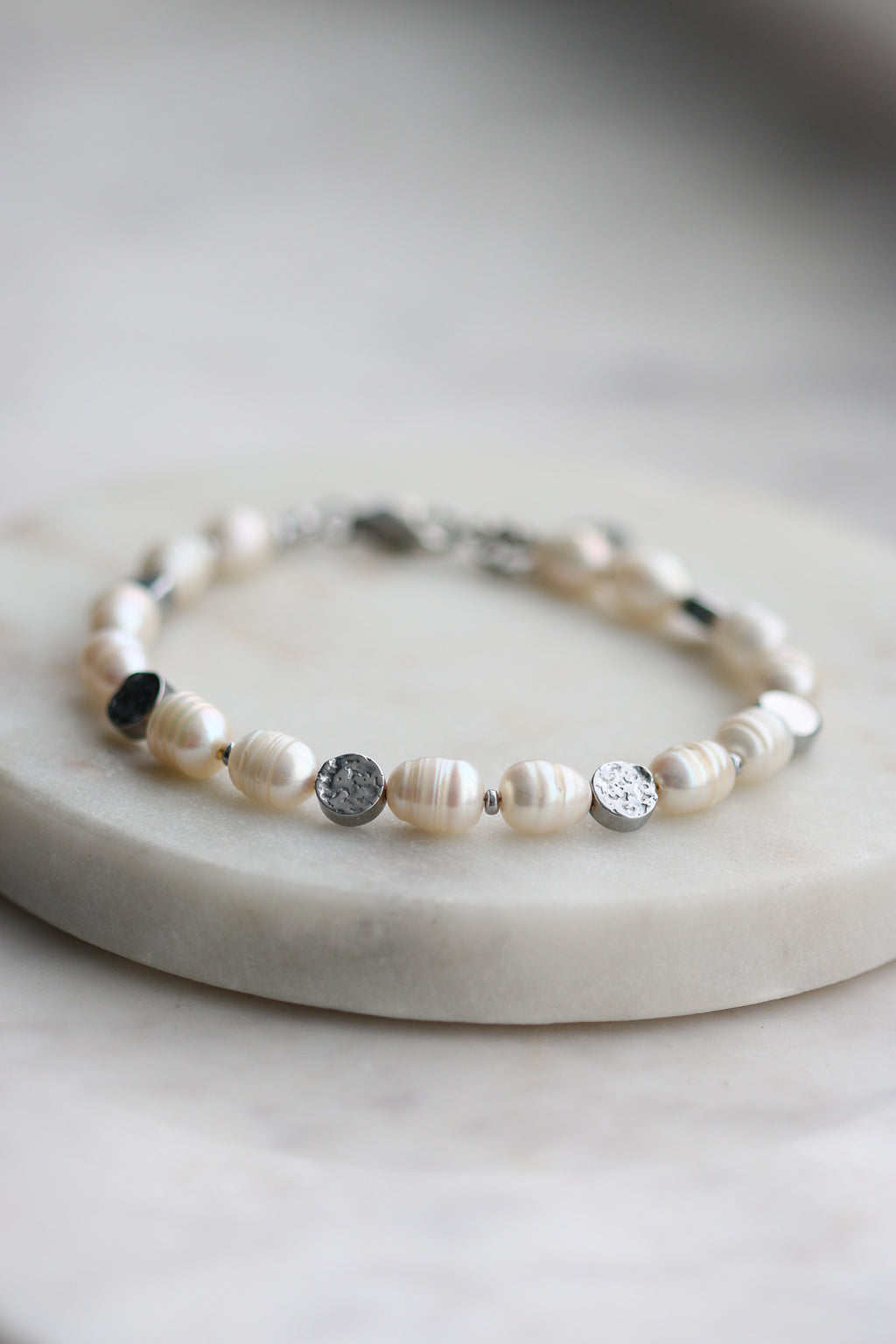 Bransoletka Love VIERA z pereł