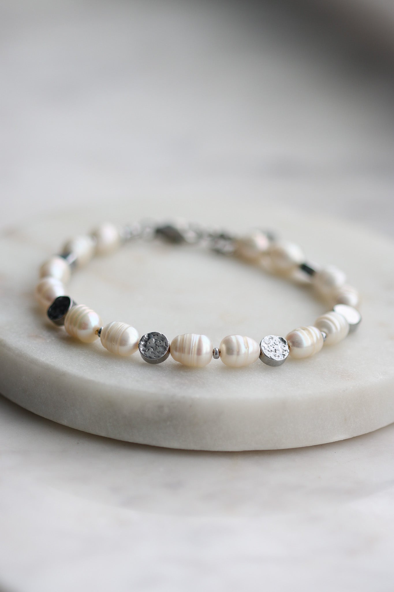 Bransoletka Love VIERA z pereł