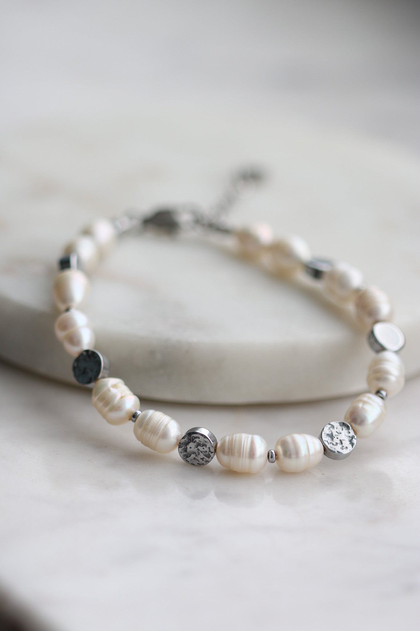 Bransoletka Love VIERA z pereł