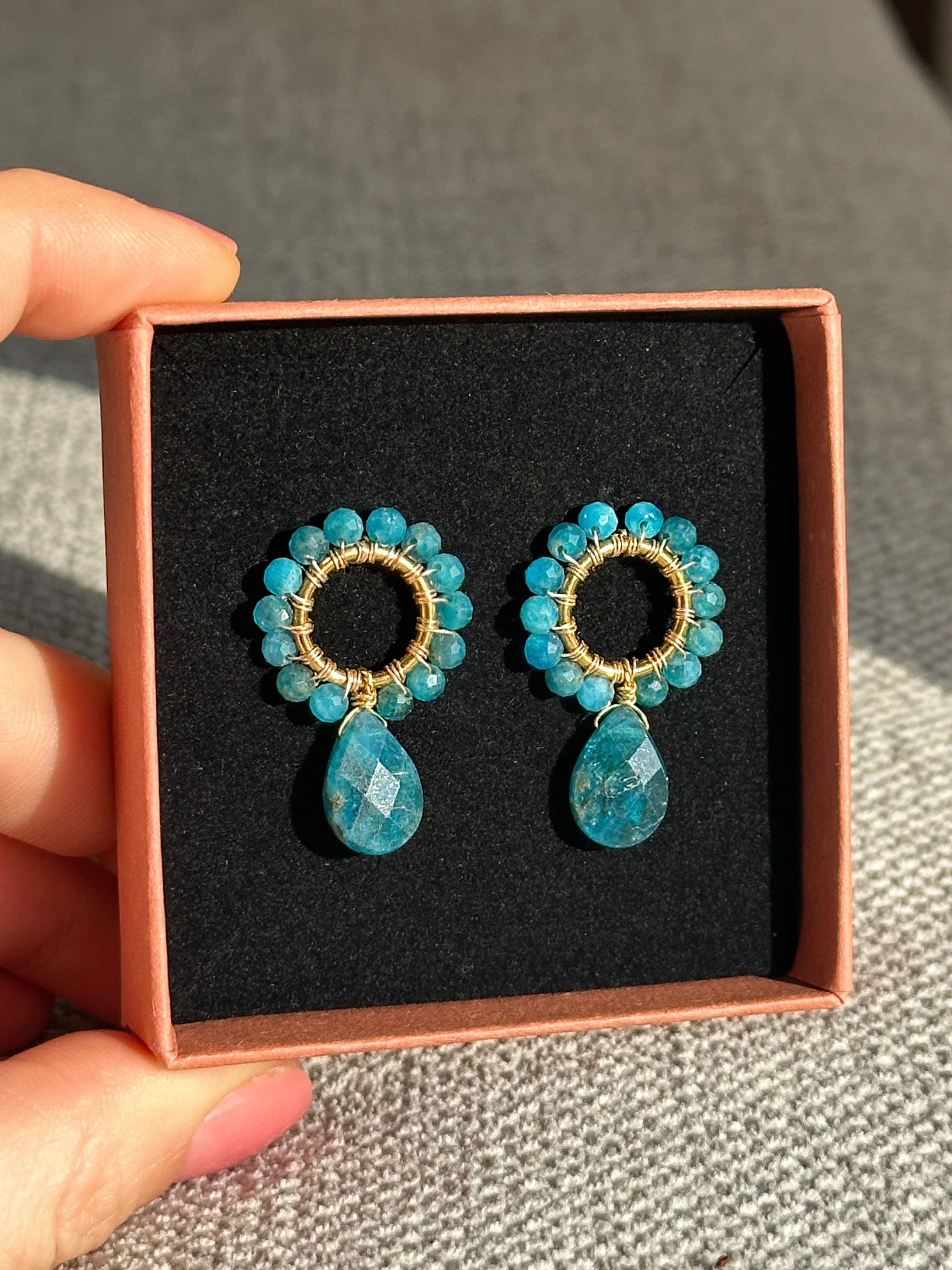 plecione kolczyki z apatytu • gold