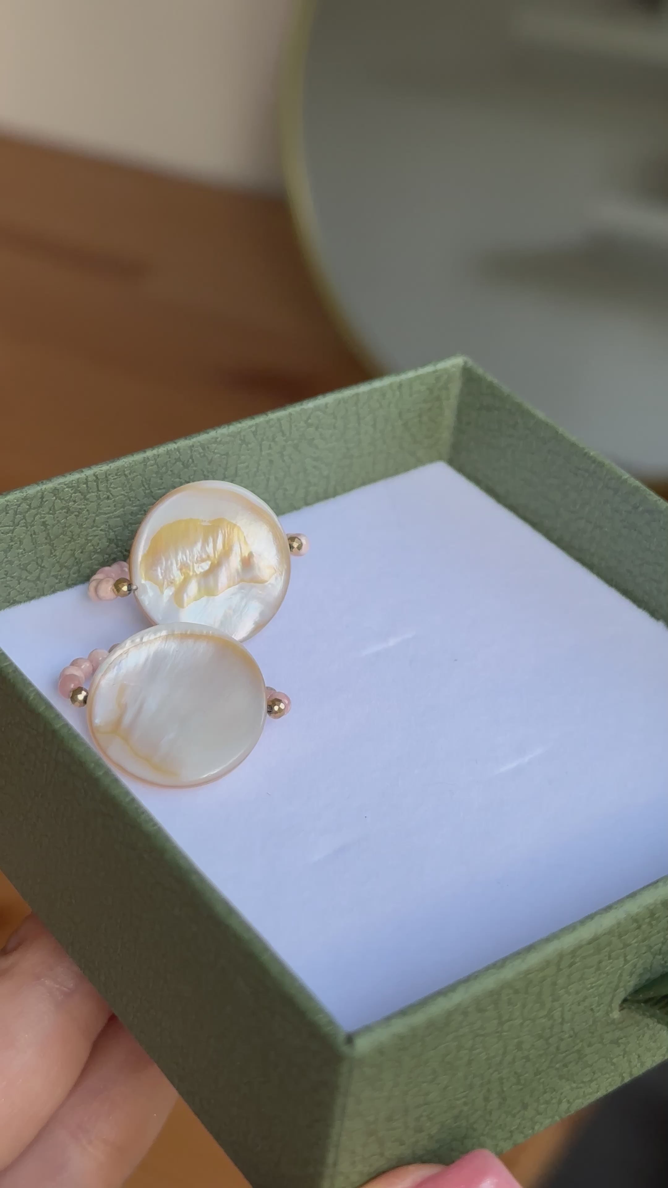 Pierścionek LENA z muszli